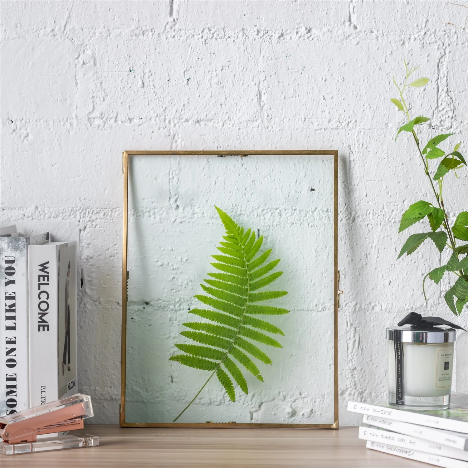 Custommade Order For Mhamdan 9x11" Brass And Double Glass Frame, 4 Units 1 Custommade Order For Mhamdan 9x11" Brass And Double Glass Frame, 4 Units