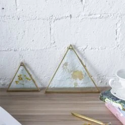 Hanging Triangle Herbarium Brass Glass Frame For Pressed Flowers Dried Flowers Poster 25 Hanging Triangle Herbarium Brass Glass Frame For Pressed Flowers Dried Flowers Poster -Glass Plant Store 20190905009 7