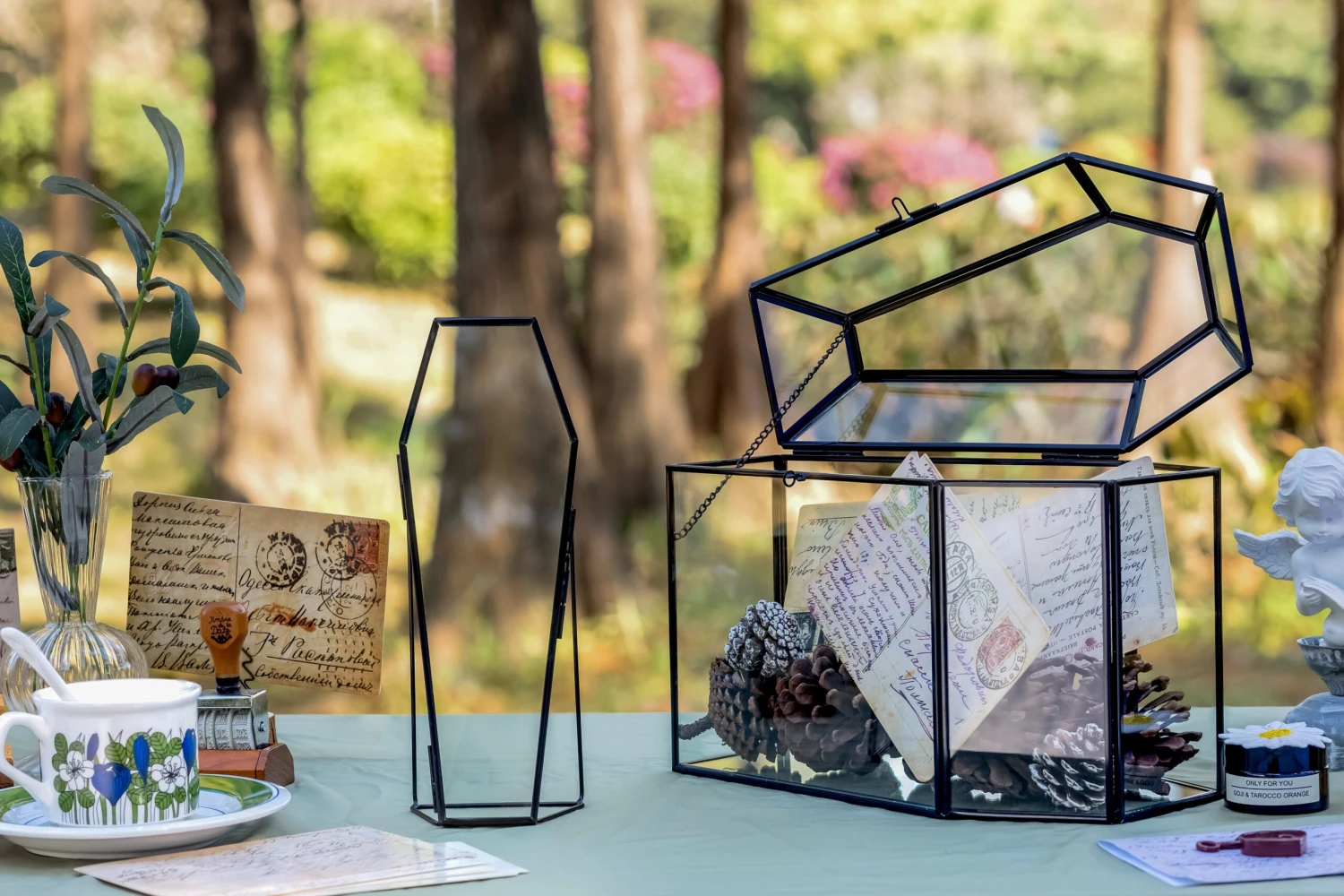 Brass Gold Tabletop Vintage Frame Geometric Ornament Plant Specimen Clip Modern Decor Card Holder 5X7" Reception 8 Brass Gold Tabletop Vintage Frame Geometric Ornament Plant Specimen Clip Modern Decor Card Holder 5X7" Reception - Image 8