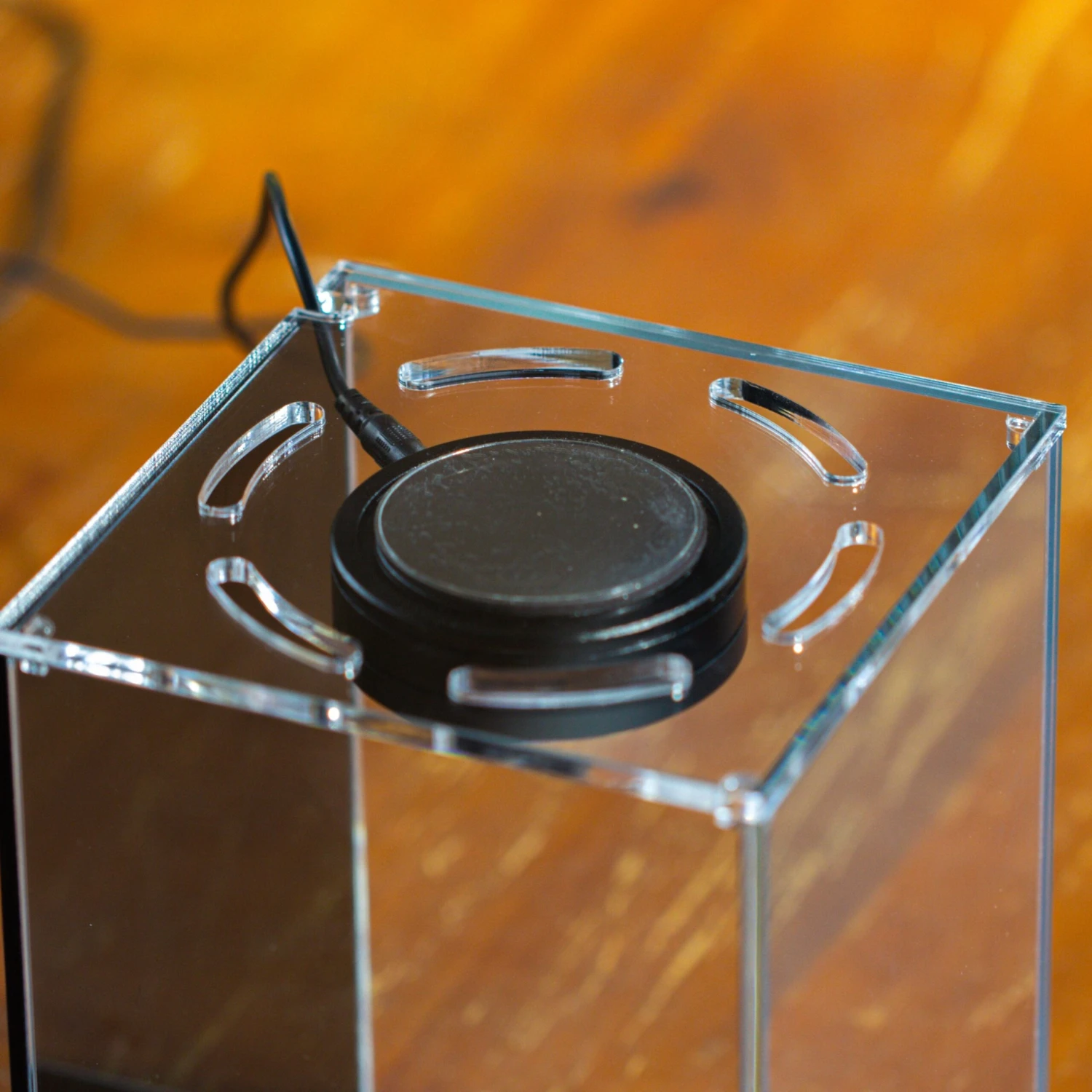 Watertight Glass Terrarium With LED Grow Light, Acrylic Lid For Moss Wall, Vertical Planting -15x15x20cm / 5.9x5.9x7.8 5 Watertight Glass Terrarium With LED Grow Light, Acrylic Lid For Moss Wall, Vertical Planting -15x15x20cm / 5.9x5.9x7.8 - Image 5