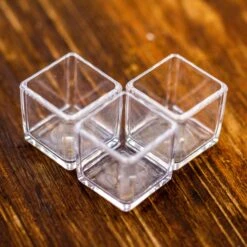 40 Units Mini Acrylic Square Pot For Moss -3cm / 1.2" Side Length 36 40 Units Mini Acrylic Square Pot For Moss -3cm / 1.2" Side Length -Glass Plant Store IMG 6973 2