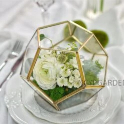 Handmade Gold Tabletop Polyhedron Glass Geometric Terrarium For Wedding Section Reception -Glass Plant Store product image 600901074