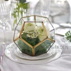 Handmade Gold Tabletop Polyhedron Glass Geometric Terrarium For Wedding Section Reception -Glass Plant Store product image 600901075
